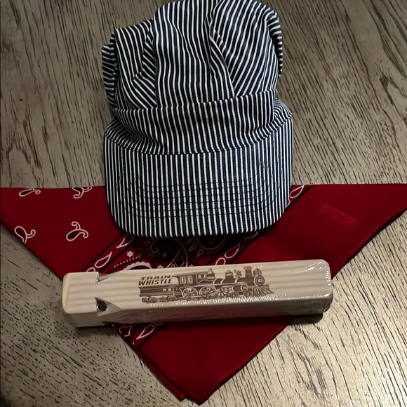 Train Enthusiasts Set - Picture 1 of 6